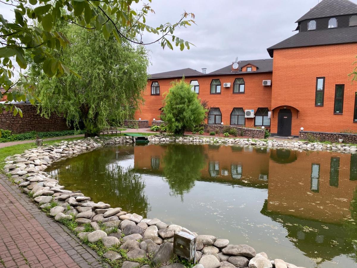 Гостинний Маєток Hotel Myla Exterior foto